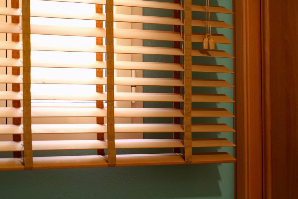 Signs That Window Blinds Repair Is Not Enough